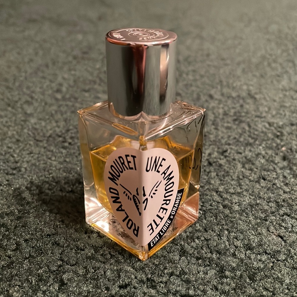 UNE AMOURETTE signed by Roland Mouret. 25ml left in bottle